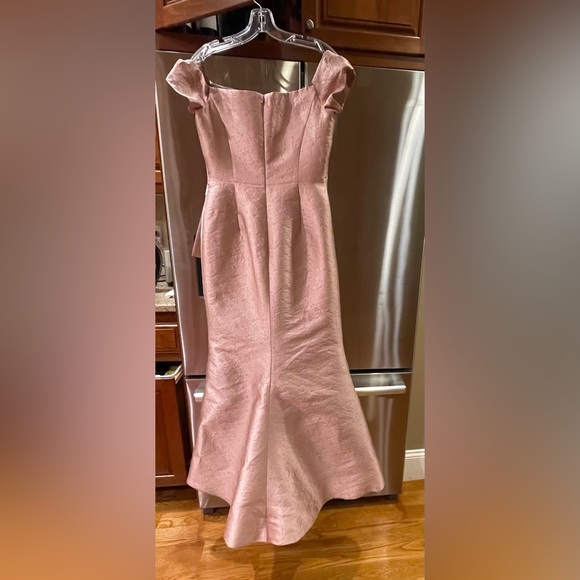 GIA Franco formal dress - Picture 2 of 5